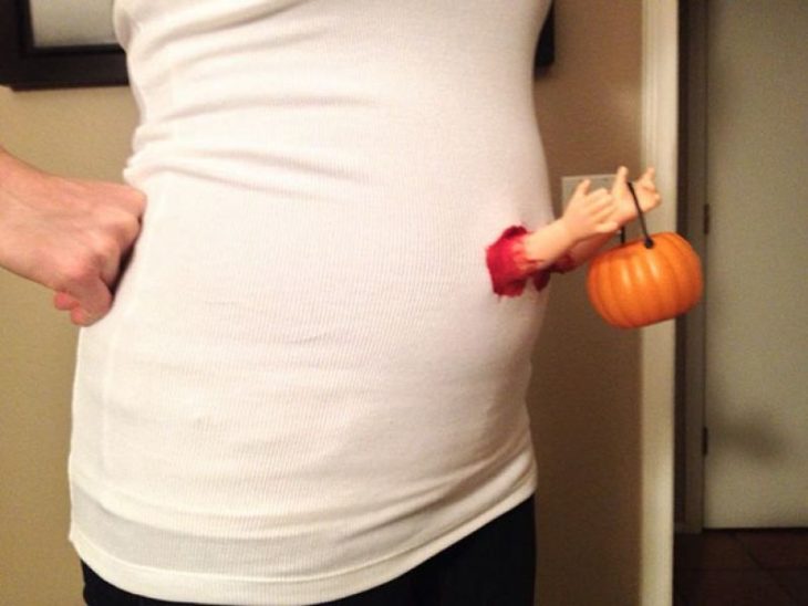 embarazada disfrazada para halloween