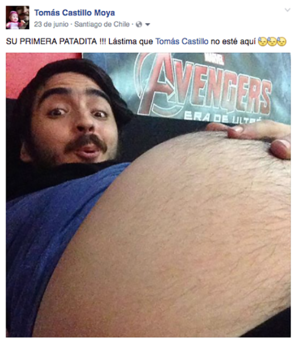 hombre enseñando su panza de embarazo