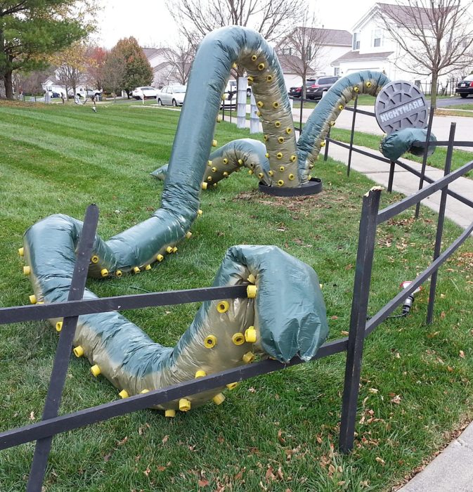 decoración de exterior halloween tentáculo gigante