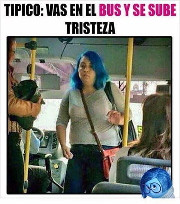 meme de tristeza, una señora con cabello azul 