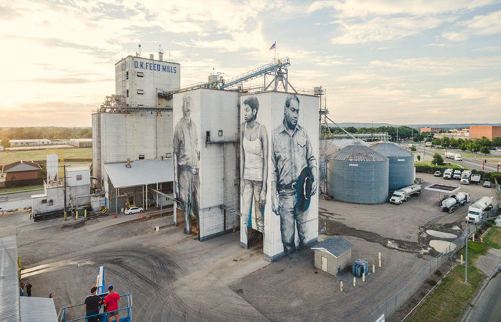 mural de trabajadores vista panorámica