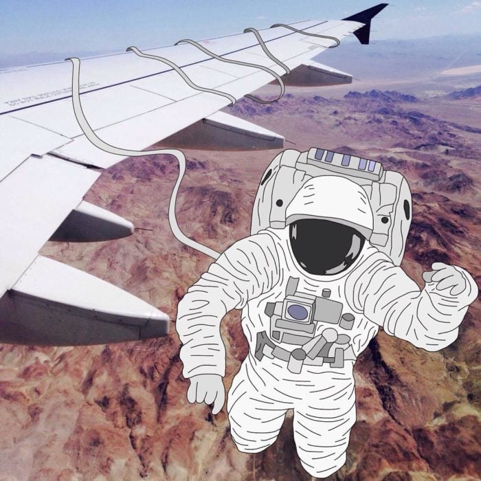 Ilustraciones Julia - Astronauta atado al ala de un avión