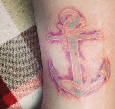 10 Tatuajes que cubren las cicatrices de una vida difícil