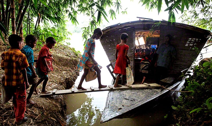 Escuela flotante de Bangladesh