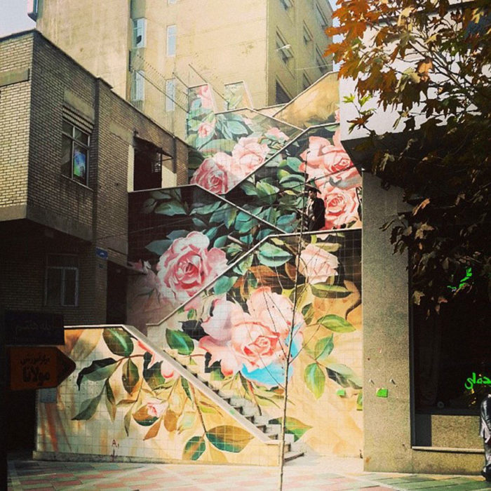 escalera de flores en irán 