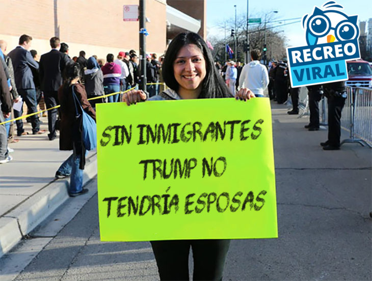 chica sosteniendo un cartel verde