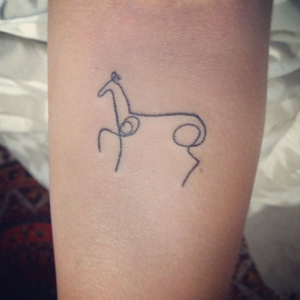 Tatuaje inspirado en Picasso - Caballo