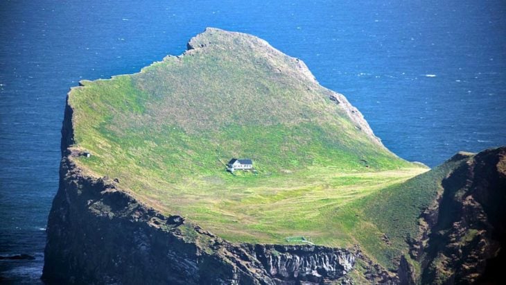 Casa en un acantilado 