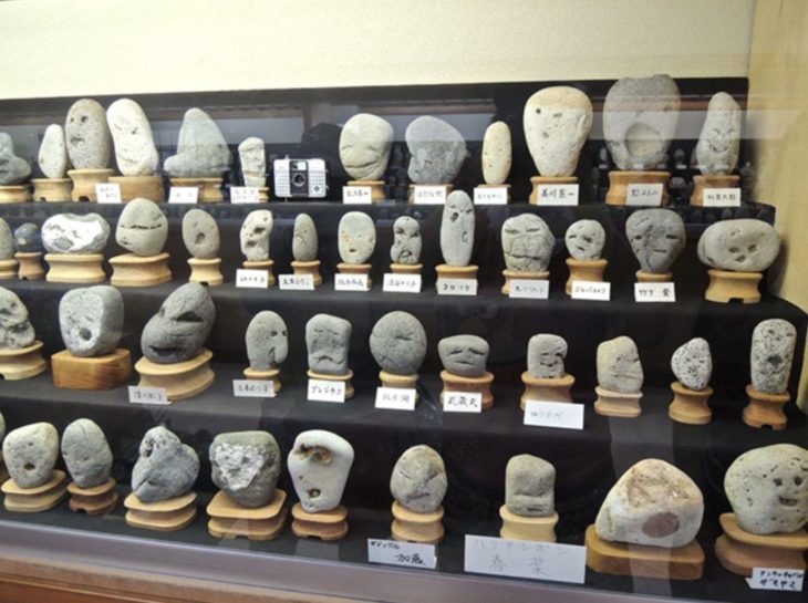 Piedras con forma de rostro