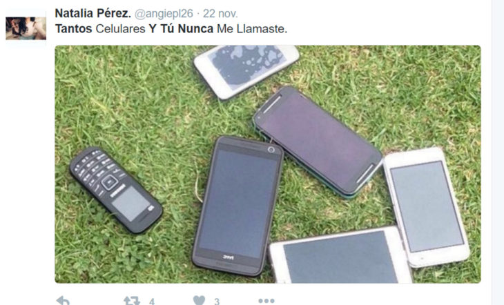 celulares en el pasto