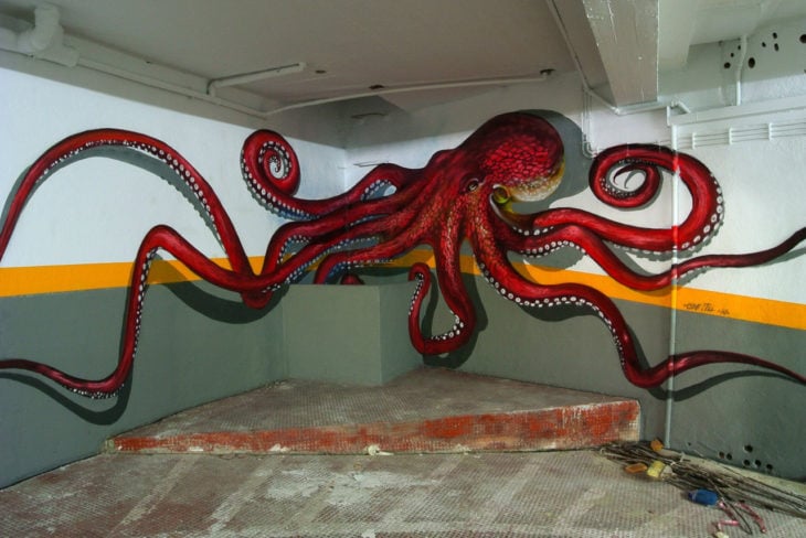 Un pulpo rojo en graffiti 3D