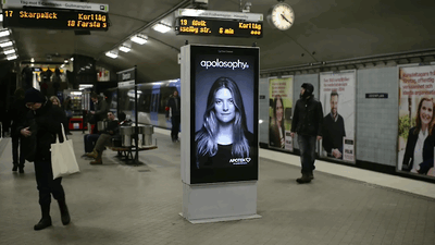 publicidad que se despeina cuando pasa el metro