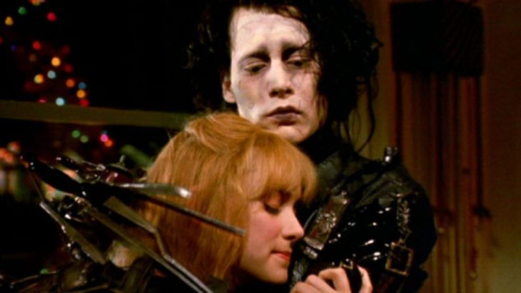 Edward Scissorhands y su novia