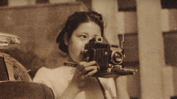 Primera fotoperiodista japonesa