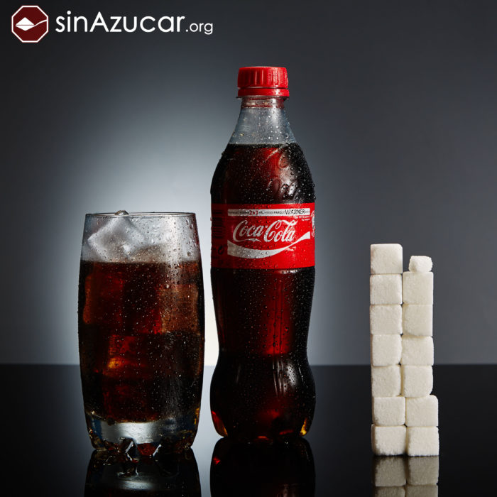 Cuanto azúcar contiene coca cola