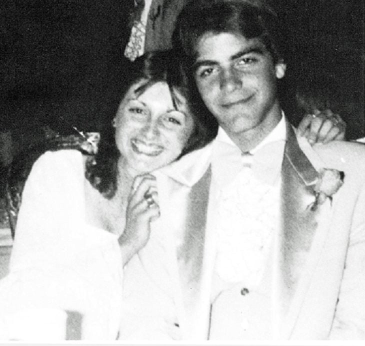 foto de graduación de george cloney