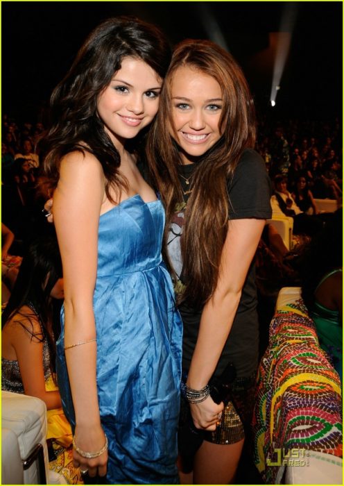 miley cirus y selena gomez