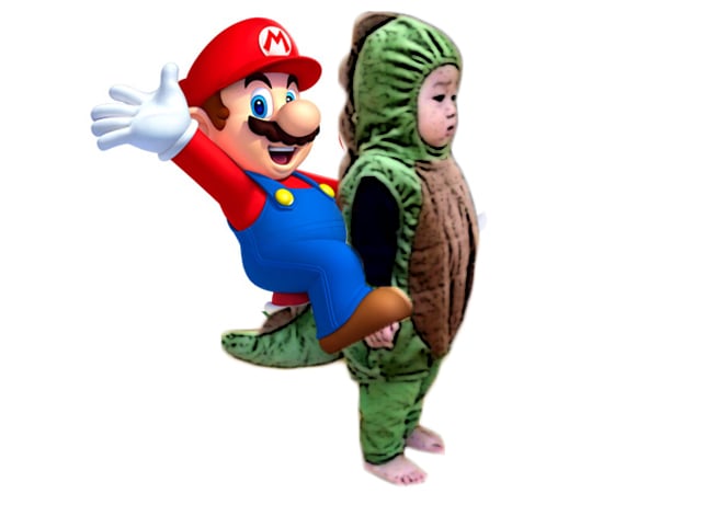 Mario bros y niño disfraz dinosaurio
