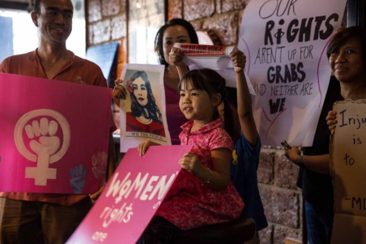 marcha de las mujeres en tailandia