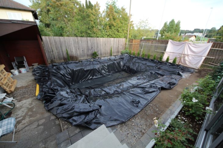 terreno bolsas negras para alberca