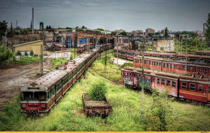 estación tren abandonada 