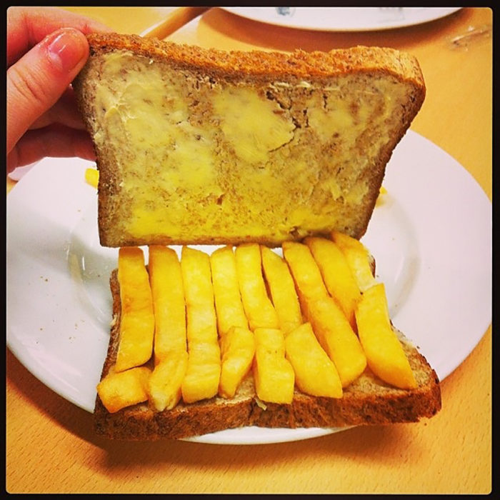 Emparedado con papas a la francesa