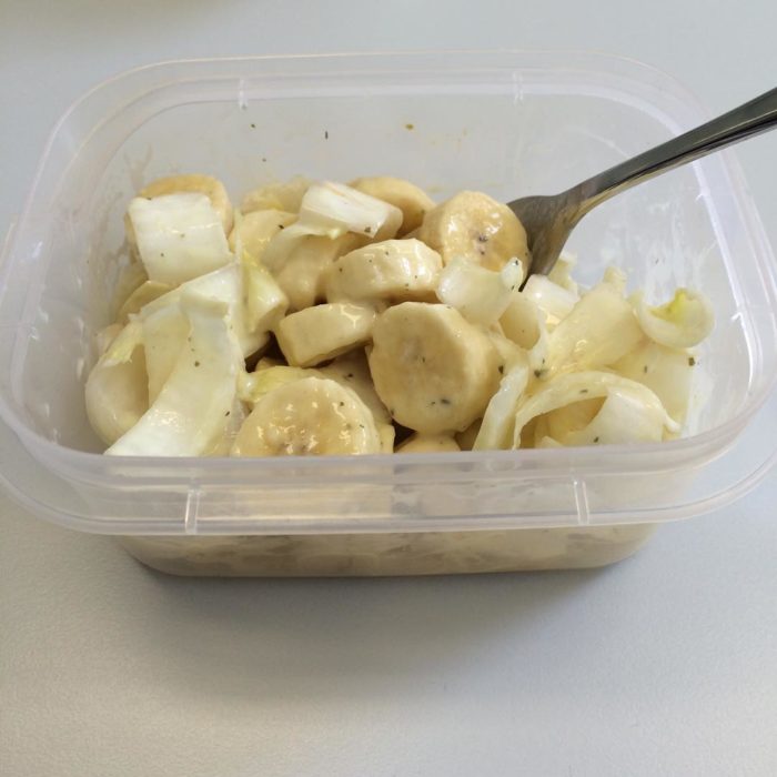 Ensalada de banana con ranch