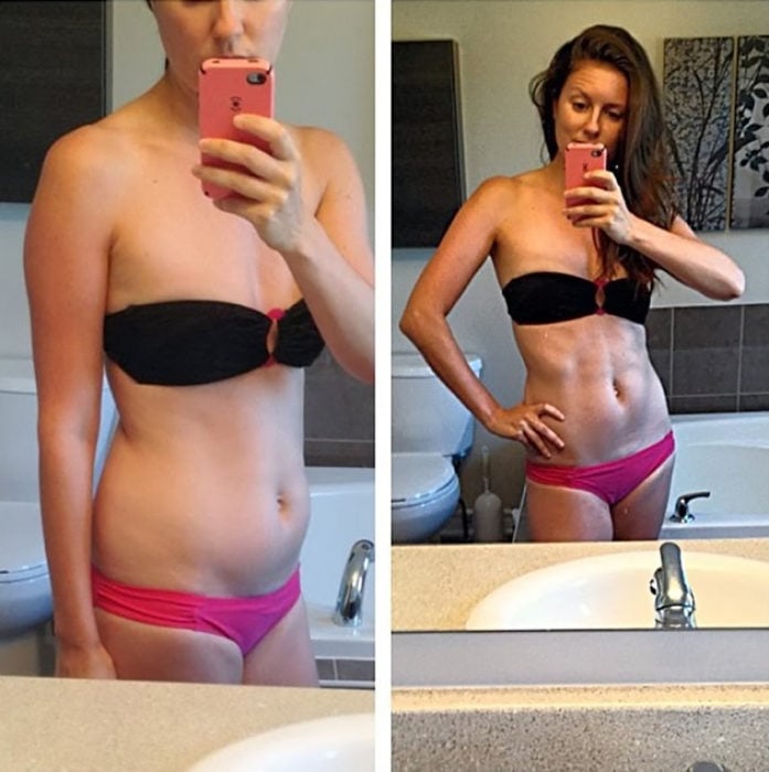 mujer en bikini se toma fotos frente al espejo