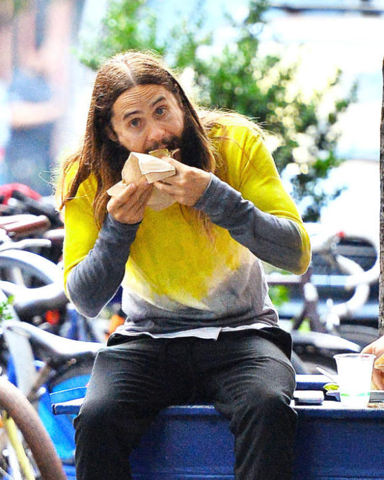 Famosos comiendo