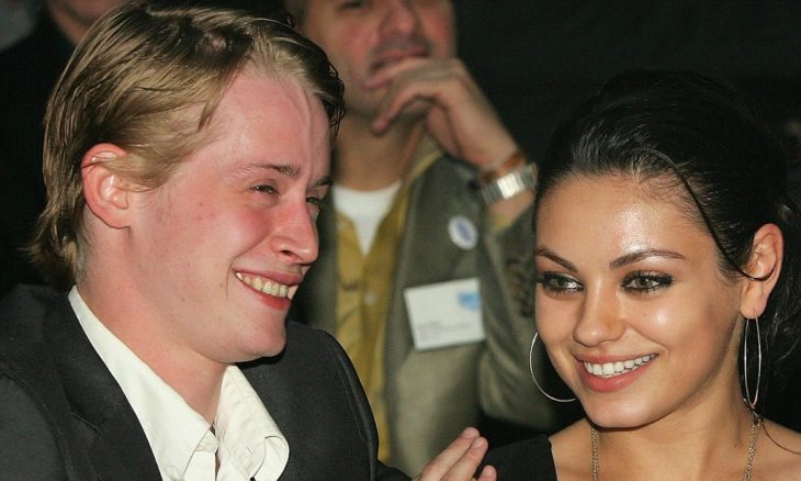 Macaulay Culkin y Mila Kunis