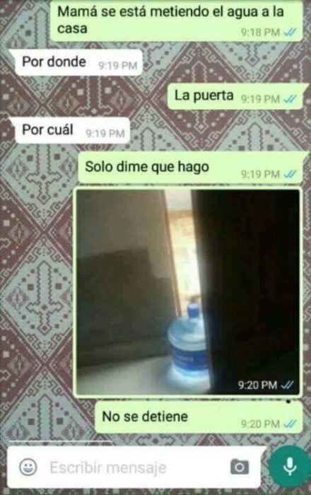 se está metiendo el agua 