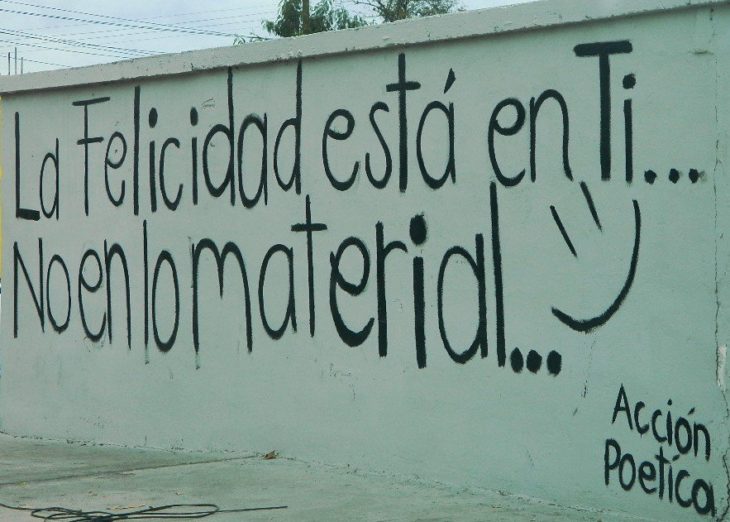 acción poetica muros creativos felicidad