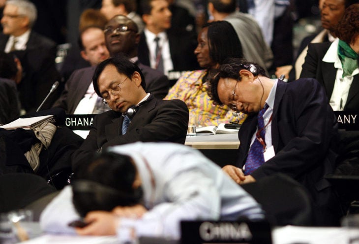 diputados durmiendo