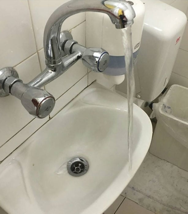 lavabo mal puesto