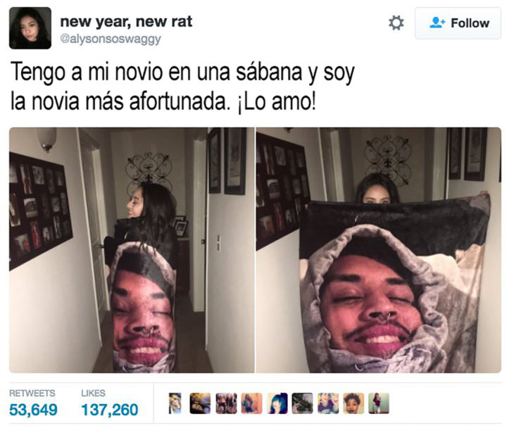 chica con sábanas con la cara de su novio