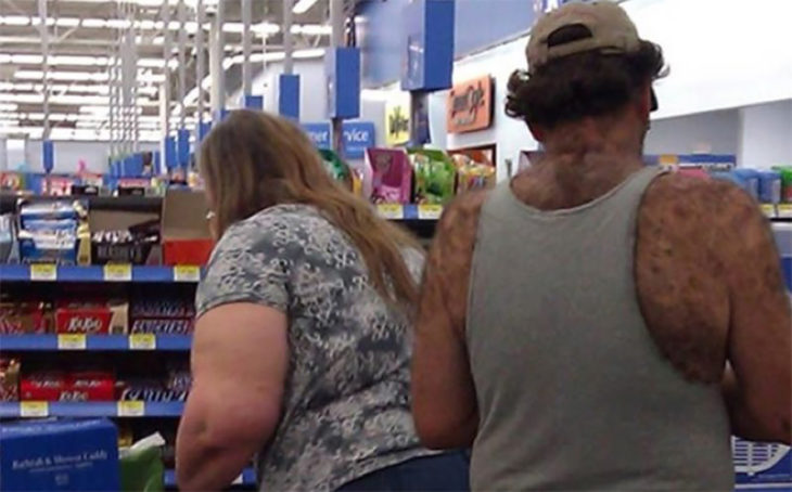 hombre peludo en wallmart