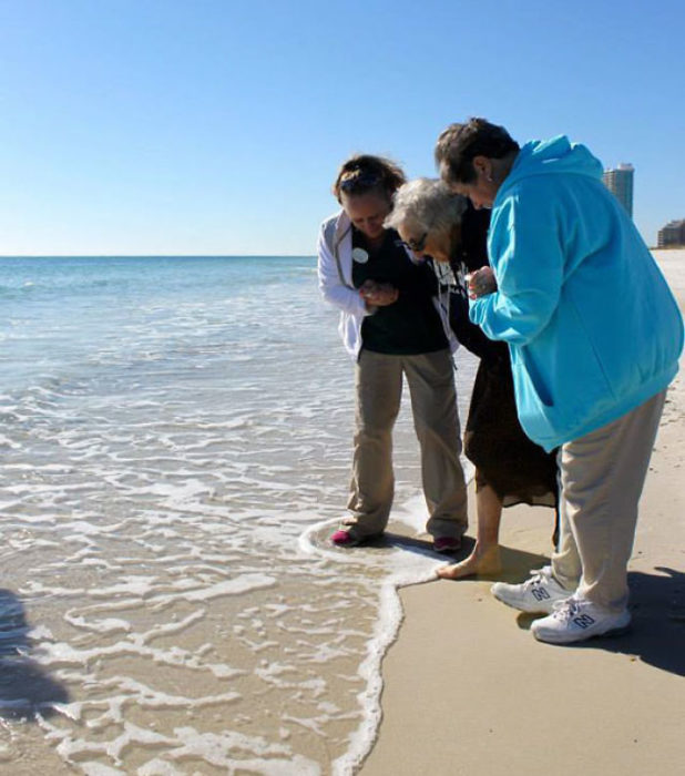 primera vez abuela playa