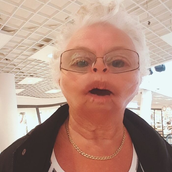 abuelita filtro snapchat