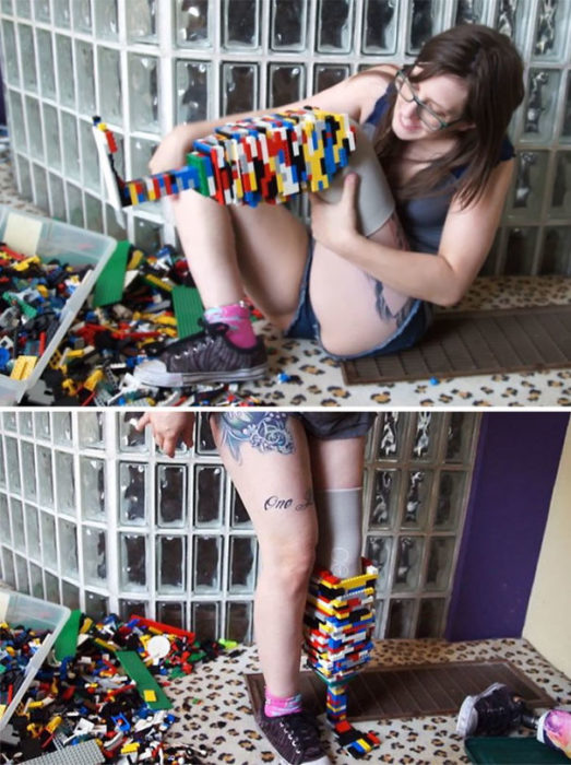 mujer se hace pierna con lego's