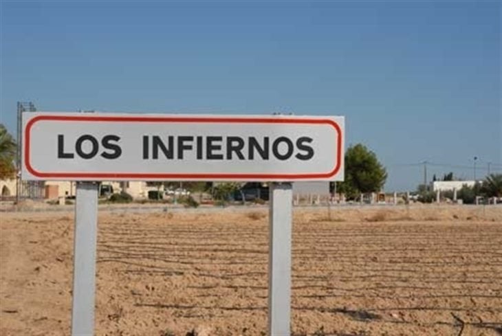 Lugares con nombres graciosos - los infiernos