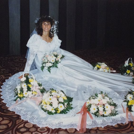 Bodas de los años 80's OMG ¡Así eran los vestidos de novias!