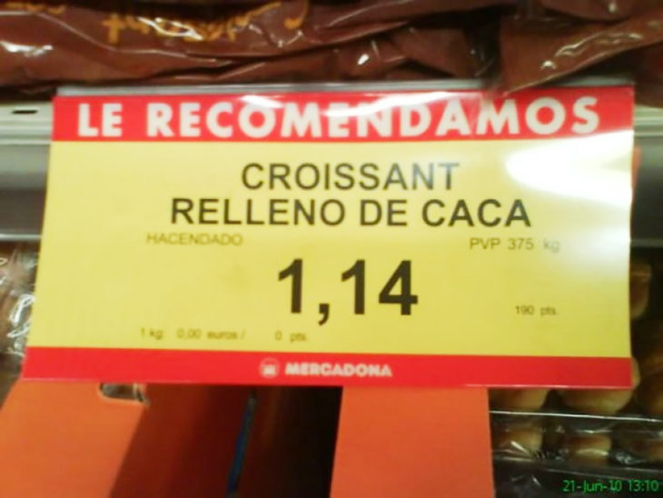 cartel de croissant relleno de caca