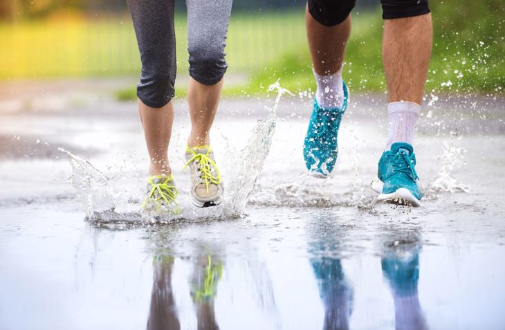 zapatos lluvia deportivos