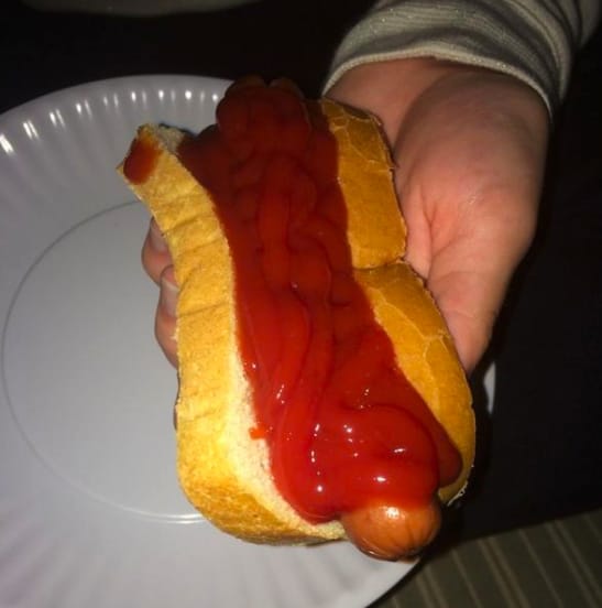 catsup hot dog