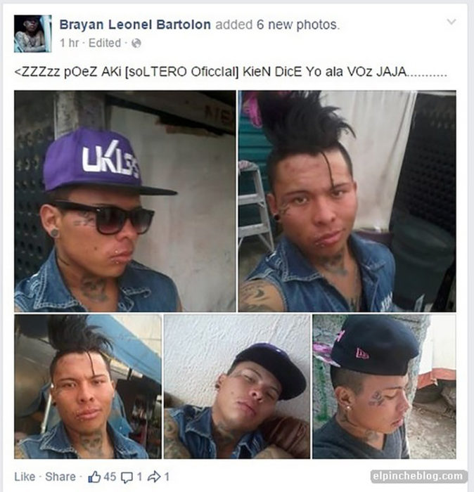 chico que escribe con faltas de ortografía en facebook