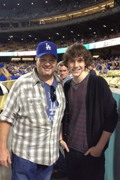 Famosos photobomb - flynn en foto de beisbol 