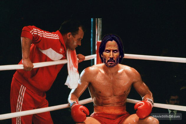 Batalla PS Keanu Reeves en el ring de box