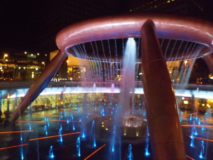 Fuente de la abundancia ubicada en Singapur