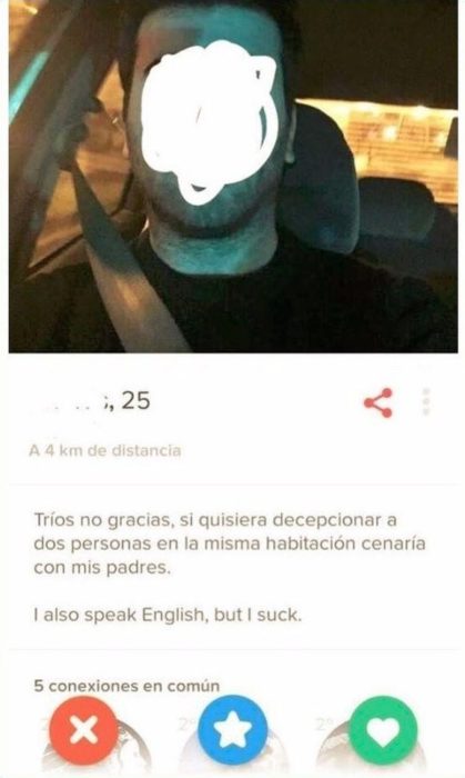 sujeto en tinder indicando que no le gustan los tríos