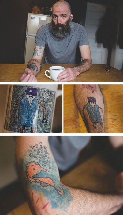 padre con los tatuado con los fibujos de su hijo